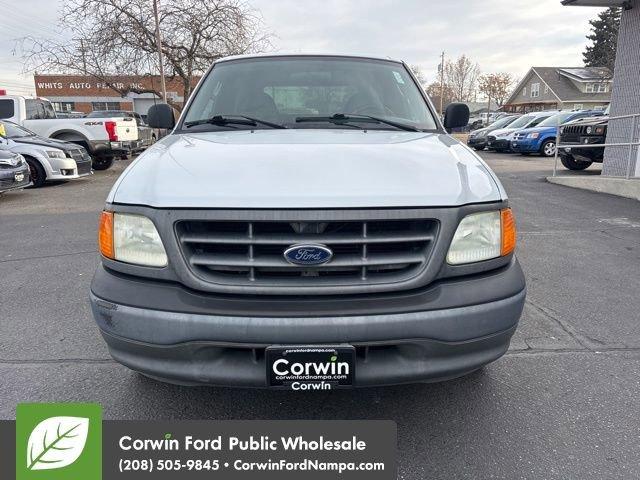 used 2004 Ford F-150 car, priced at $5,500