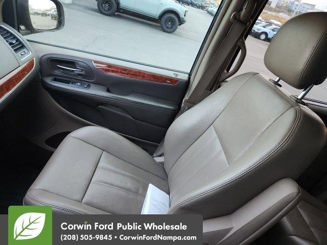 used 2014 Chrysler Town & Country car, priced at $8,500