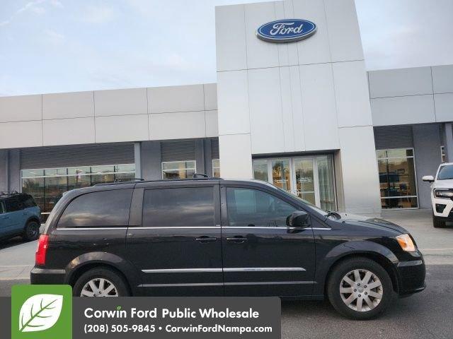 used 2014 Chrysler Town & Country car, priced at $8,500