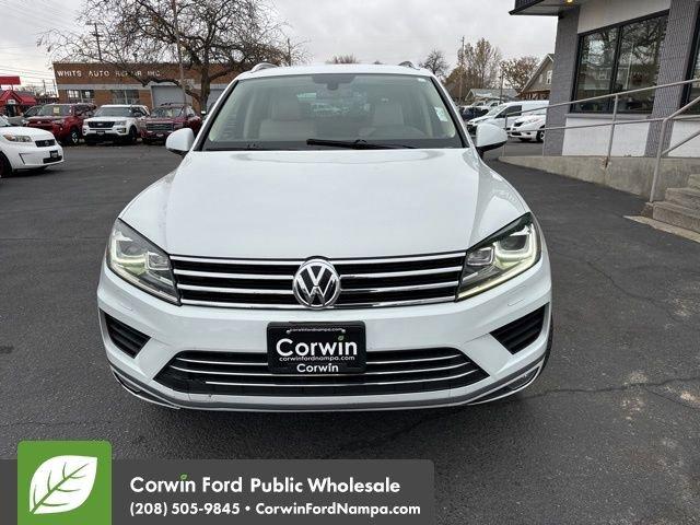 used 2015 Volkswagen Touareg car, priced at $10,989