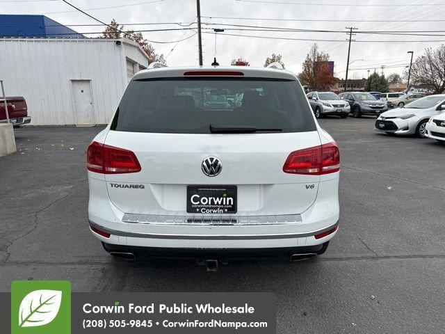 used 2015 Volkswagen Touareg car, priced at $10,989