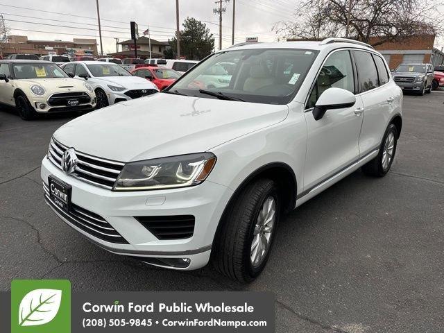 used 2015 Volkswagen Touareg car, priced at $10,989