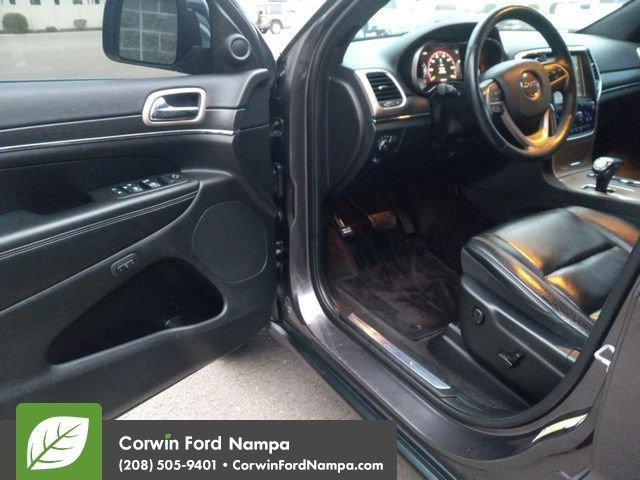 used 2015 Jeep Grand Cherokee car, priced at $17,489