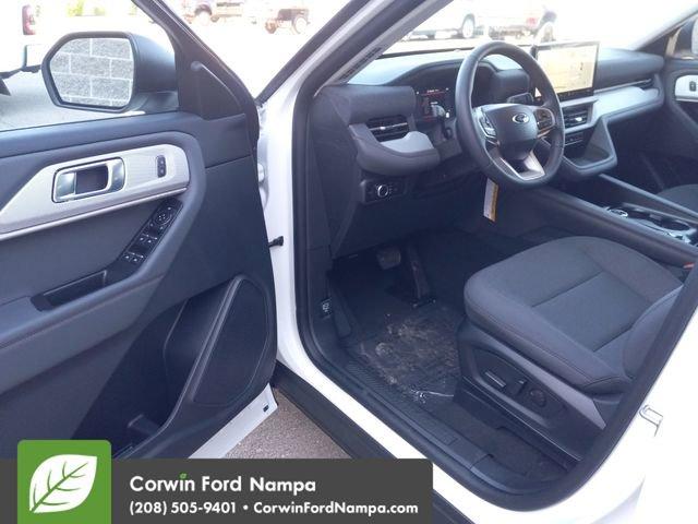 new 2025 Ford Explorer car, priced at $40,892