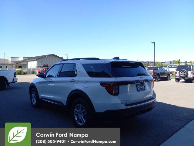 new 2025 Ford Explorer car, priced at $40,892