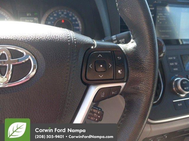 used 2020 Toyota Sienna car, priced at $35,389