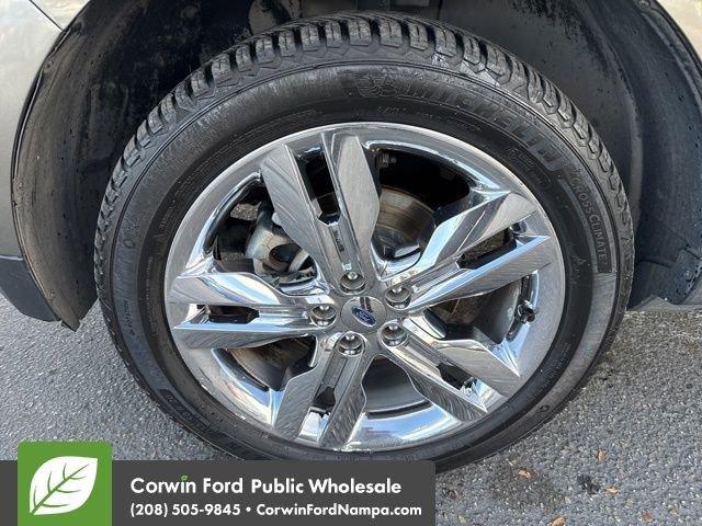 used 2012 Ford Edge car, priced at $6,989