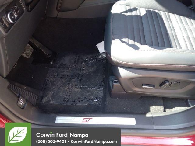 new 2025 Ford Explorer car, priced at $49,022