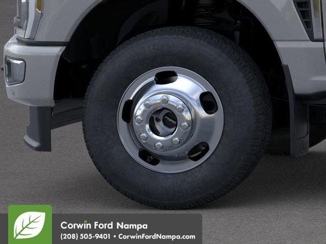 new 2025 Ford F-350 car, priced at $105,500
