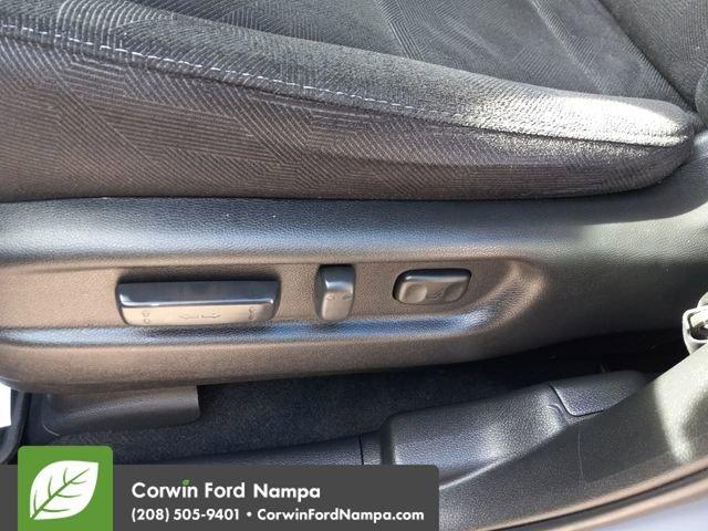 used 2022 Honda Pilot car, priced at $30,000