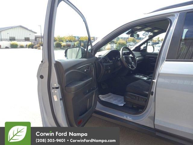 used 2022 Honda Pilot car, priced at $30,000