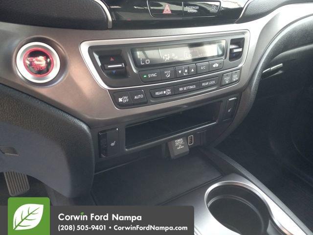 used 2022 Honda Pilot car, priced at $30,000