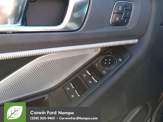 new 2025 Ford Explorer car, priced at $56,712