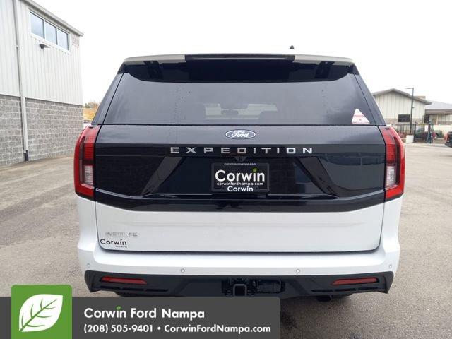 new 2025 Ford Expedition car, priced at $70,898