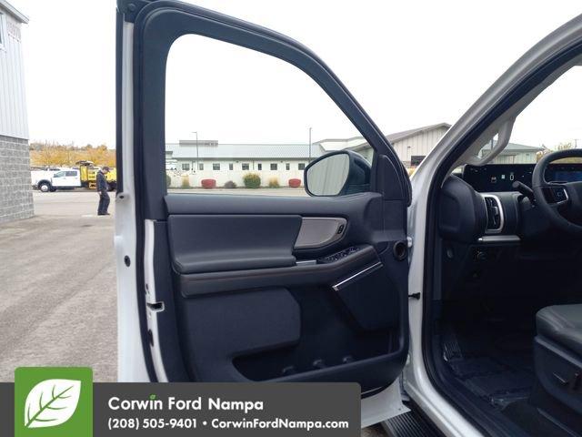 new 2025 Ford Expedition car, priced at $70,898