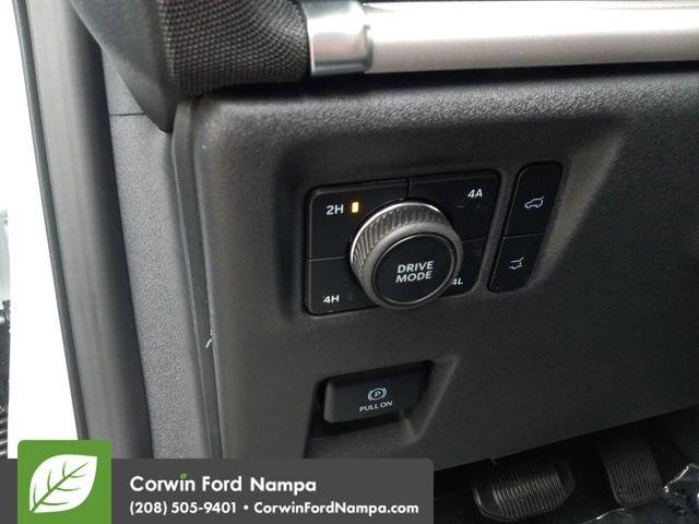 new 2025 Ford Expedition car, priced at $70,898