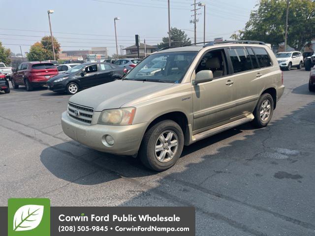 used 2002 Toyota Highlander car, priced at $5,989