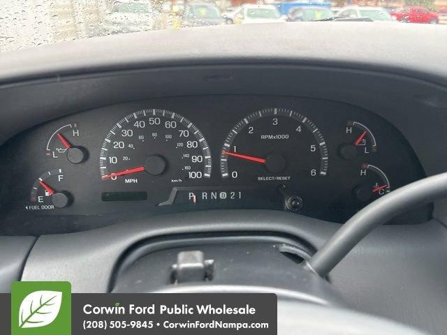 used 2000 Ford F-150 car, priced at $6,000