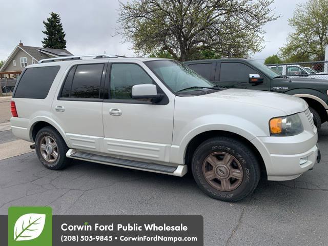 used 2005 Ford Expedition car, priced at $5,989