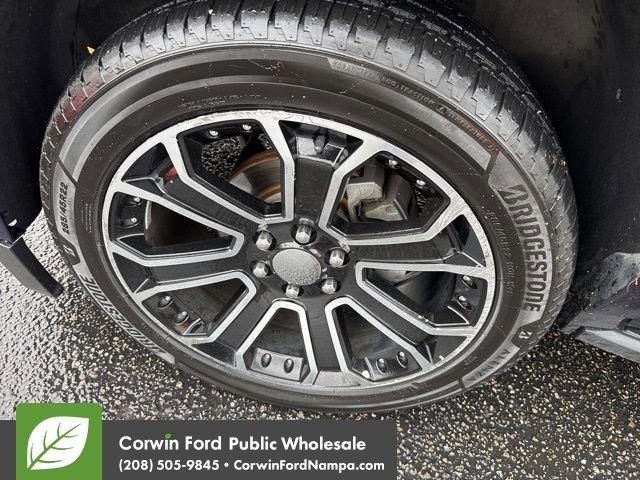 used 2018 Chevrolet Suburban car, priced at $22,500