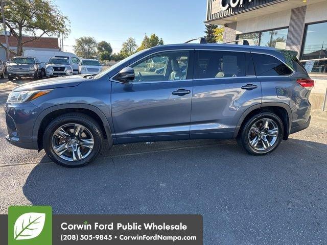 used 2018 Toyota Highlander car, priced at $27,500