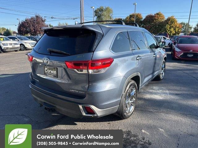 used 2018 Toyota Highlander car, priced at $27,500