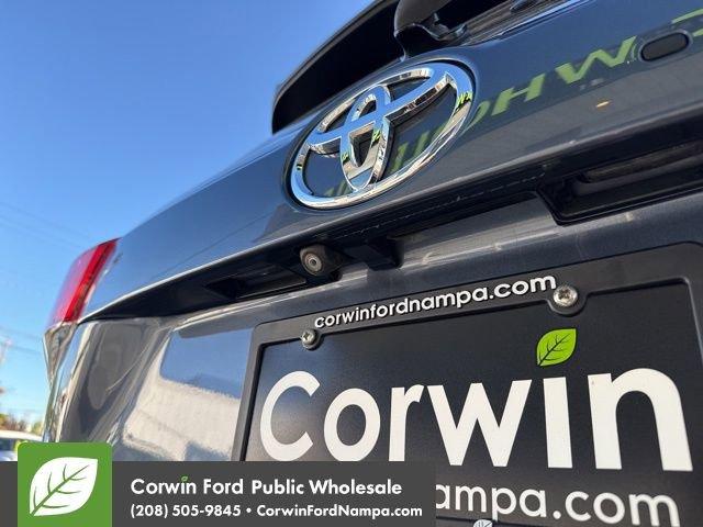 used 2018 Toyota Highlander car, priced at $27,500