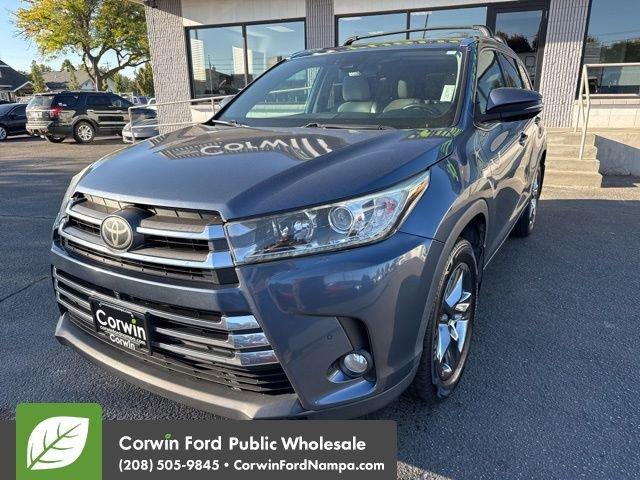used 2018 Toyota Highlander car, priced at $27,500