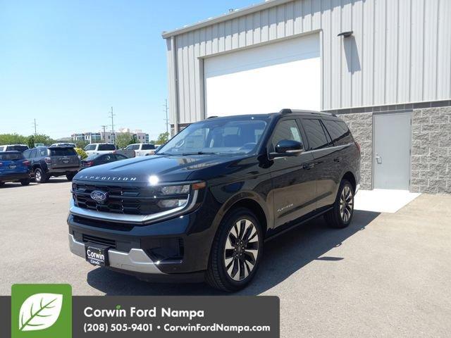 new 2025 Ford Expedition car, priced at $79,235