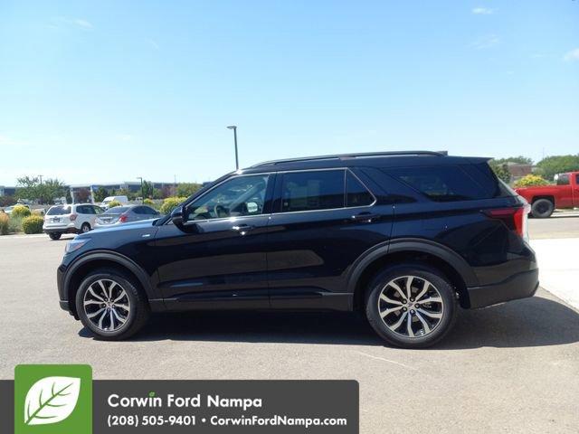 new 2025 Ford Explorer car, priced at $46,323