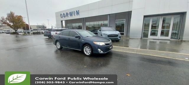 used 2014 Toyota Camry Hybrid car, priced at $14,987