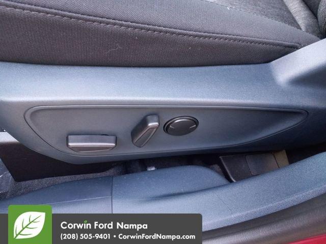 new 2025 Ford Maverick car, priced at $35,256