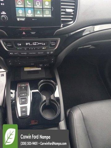used 2022 Honda Pilot car, priced at $35,384