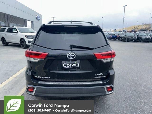 used 2018 Toyota Highlander car, priced at $28,000