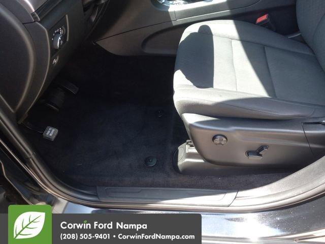 used 2019 Jeep Grand Cherokee car, priced at $24,000