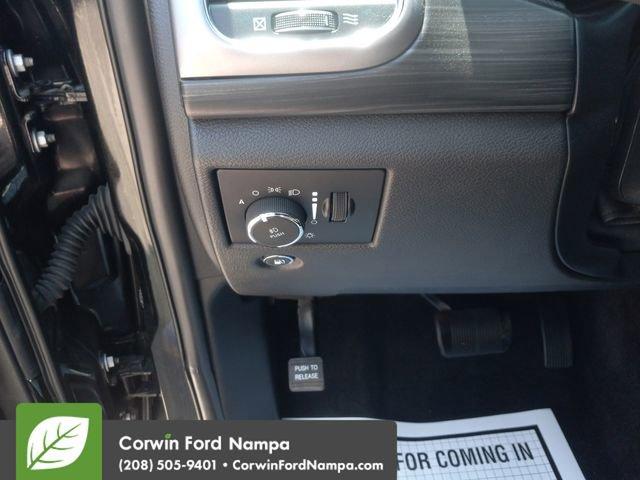 used 2019 Jeep Grand Cherokee car, priced at $24,000