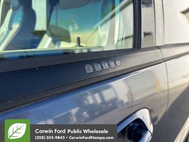 used 2003 Ford Expedition car, priced at $4,749