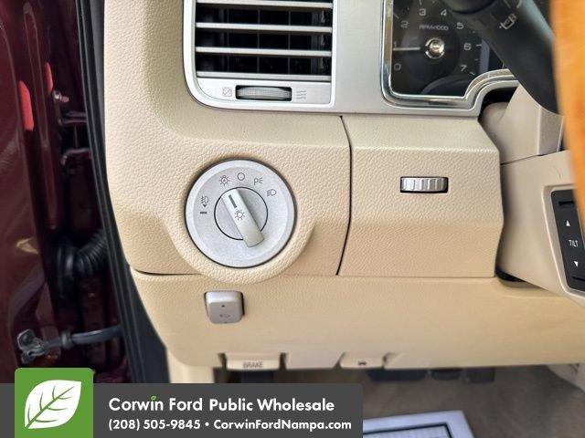 used 2010 Lincoln Navigator car, priced at $7,500