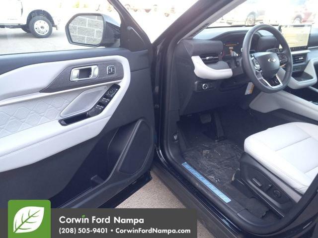 new 2025 Ford Explorer car, priced at $56,075