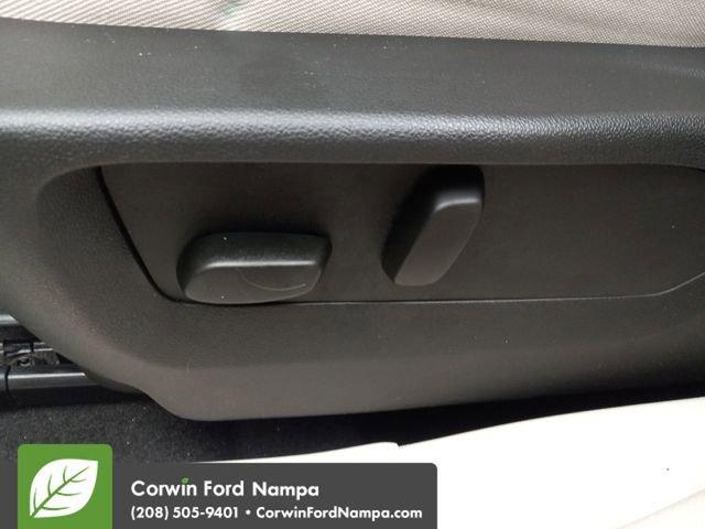 used 2023 Buick Envision car, priced at $30,989