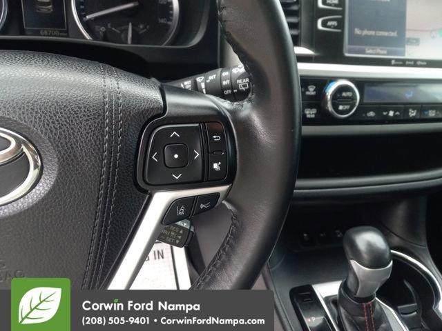 used 2019 Toyota Highlander car, priced at $29,589