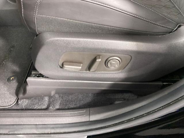 used 2025 Kia Carnival car, priced at $36,598