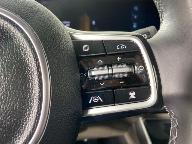 used 2025 Kia Carnival car, priced at $36,598
