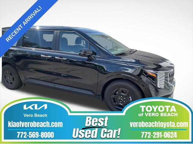 used 2025 Kia Carnival car, priced at $39,998