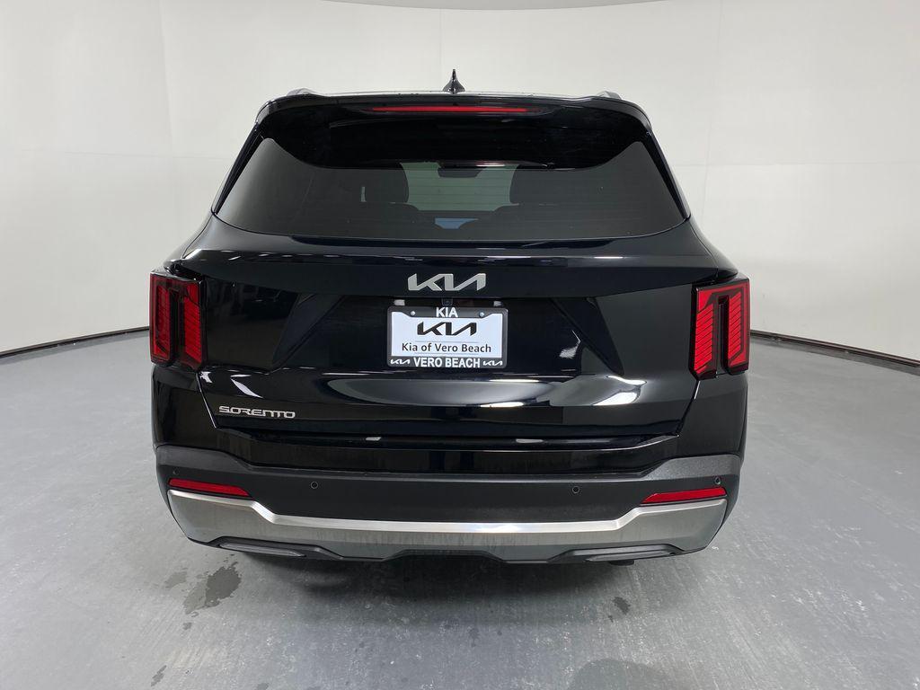 used 2025 Kia Sorento car, priced at $33,998