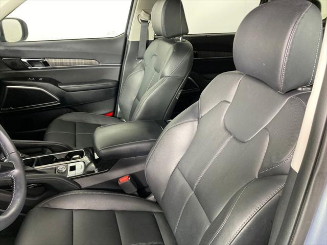 used 2025 Kia Telluride car, priced at $38,865