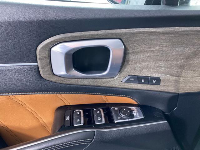 used 2022 Kia Sorento car, priced at $26,989