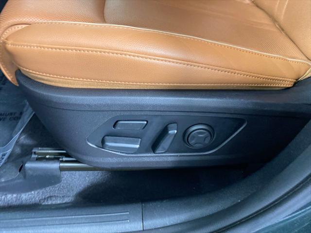 used 2022 Kia Sorento car, priced at $26,989