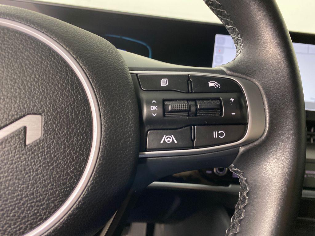 used 2024 Kia Sportage Hybrid car, priced at $25,298
