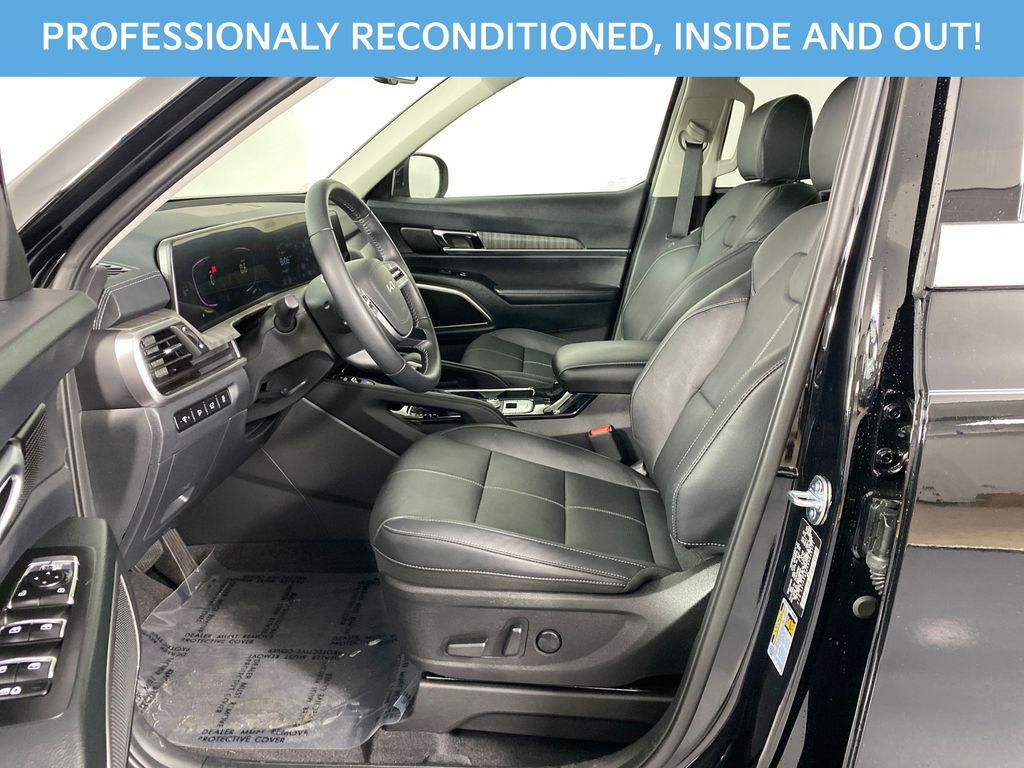 used 2025 Kia Telluride car, priced at $37,995